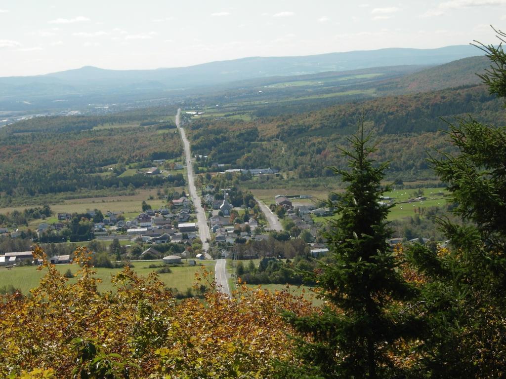 Le Gite Ambrelane Тетфорд Майнз Екстер'єр фото